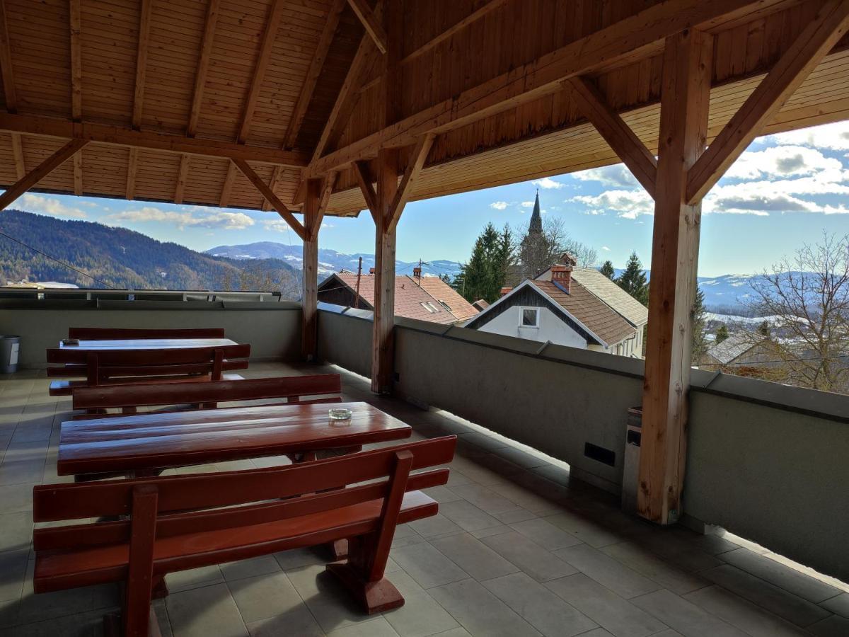 Gostilna Pension Blegos Poljane nad Škofjo Loko Exteriér fotografie