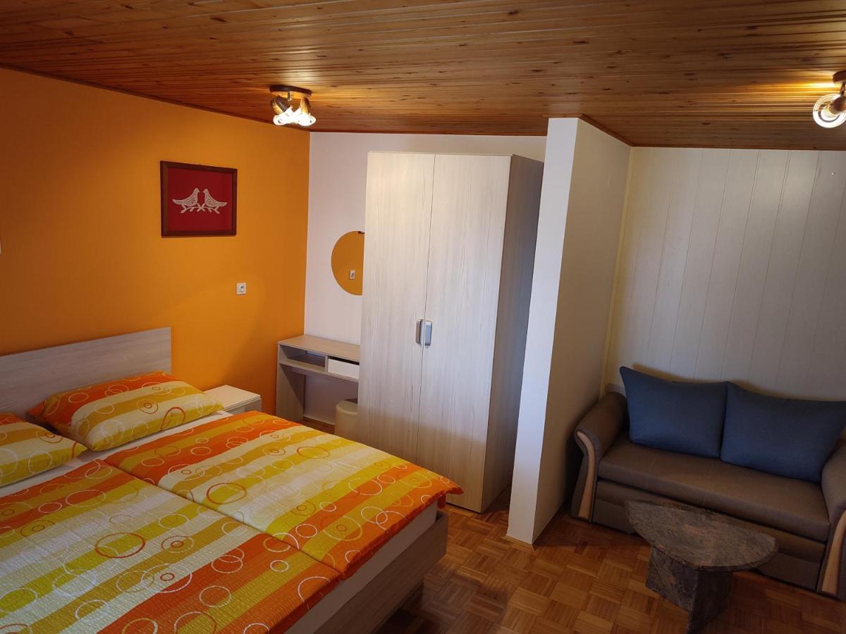Gostilna Pension Blegos Poljane nad Škofjo Loko Exteriér fotografie