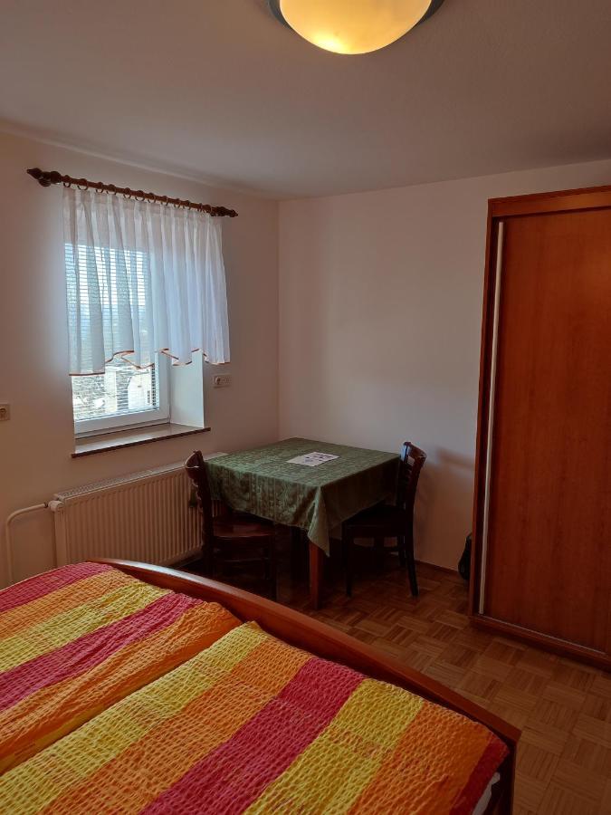 Gostilna Pension Blegos Poljane nad Škofjo Loko Exteriér fotografie