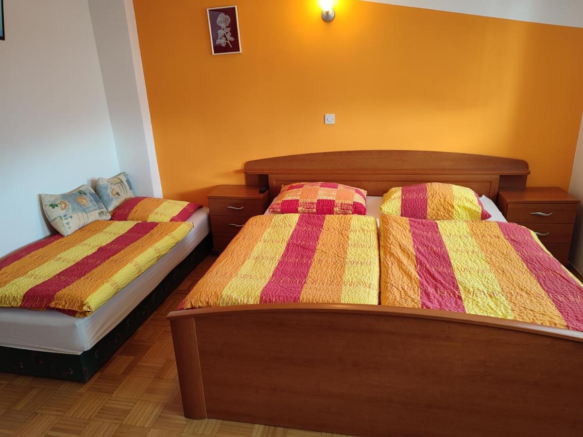 Gostilna Pension Blegos Poljane nad Škofjo Loko Exteriér fotografie