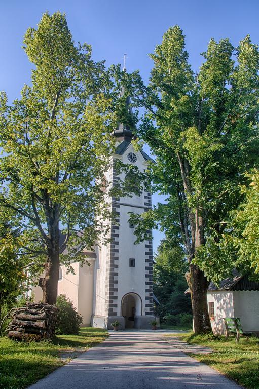 Gostilna Pension Blegos Poljane nad Škofjo Loko Exteriér fotografie