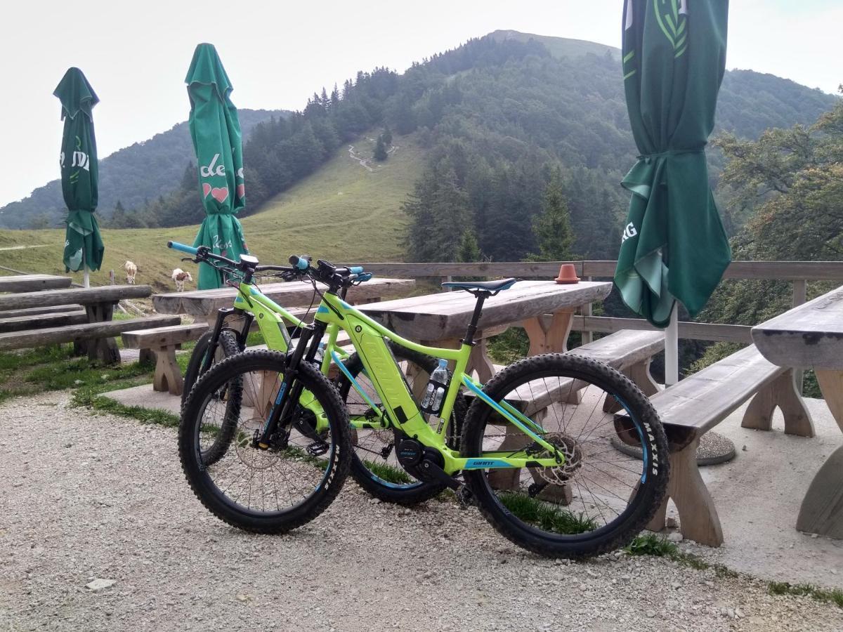 Gostilna Pension Blegos Poljane nad Škofjo Loko Exteriér fotografie